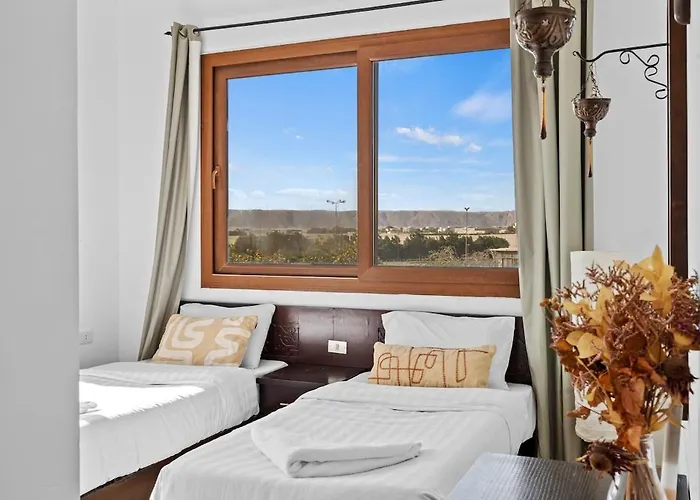 South Marina 2br, Bathtub, Terraces & Pool Appartement *