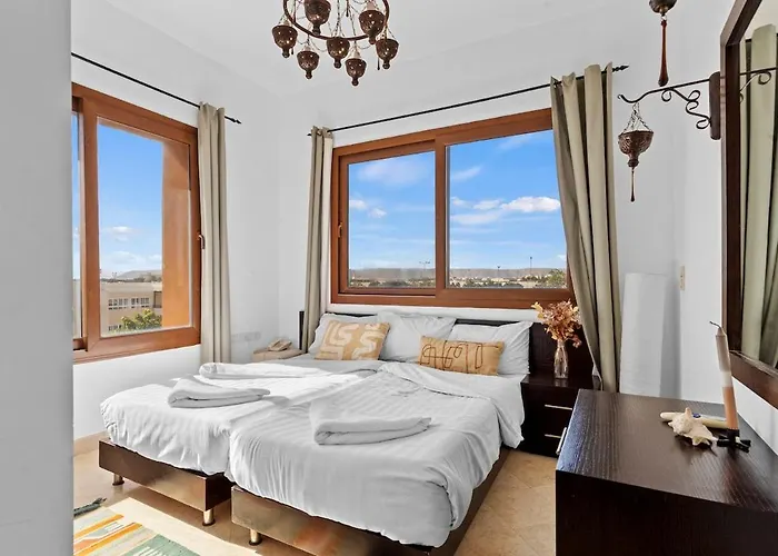 South Marina 2br, Bathtub, Terraces & Pool Appartement *